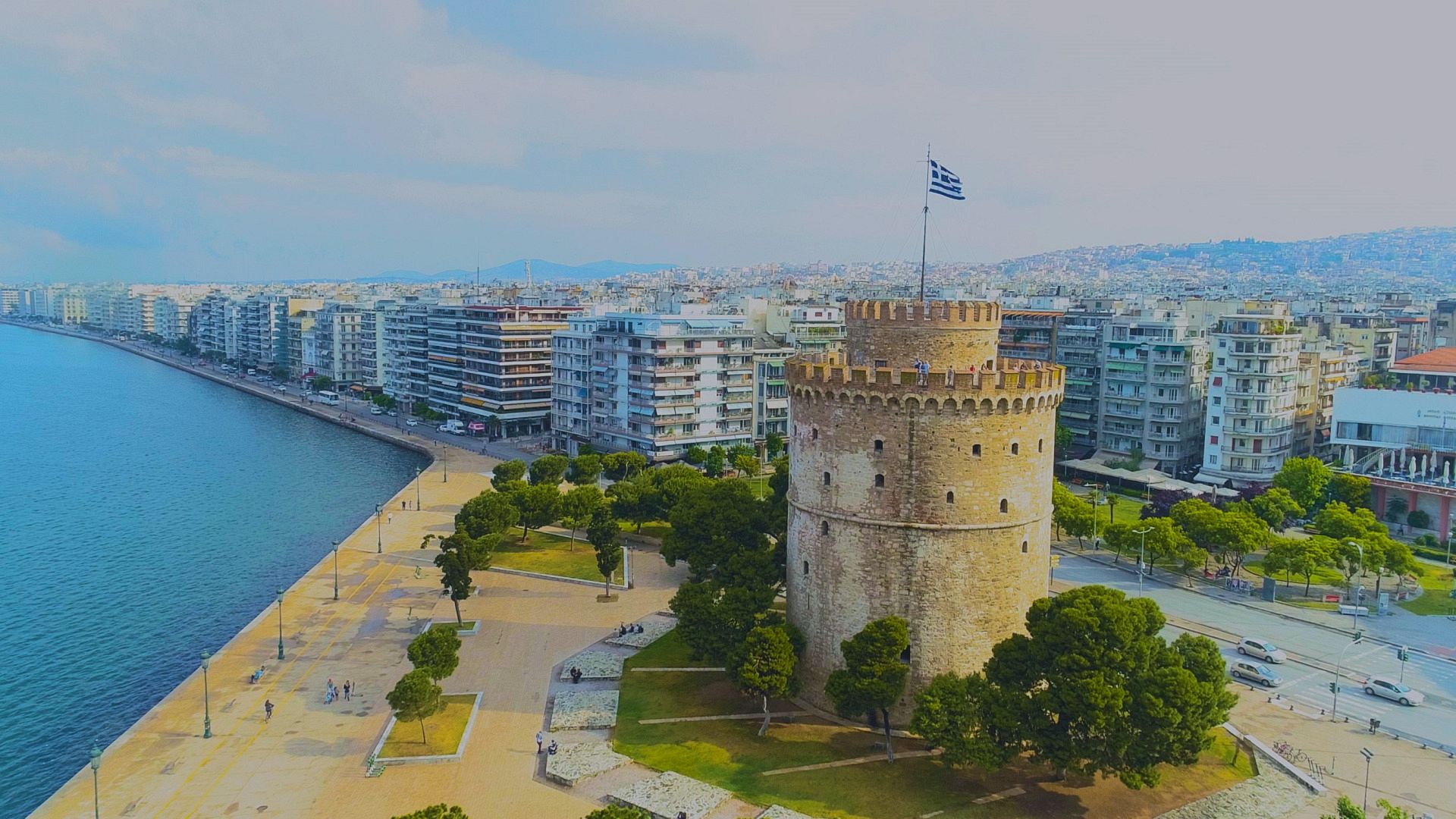 Rot auf Weiß: die dunkle Vergangenheit des Weißen Turms von Thessaloniki