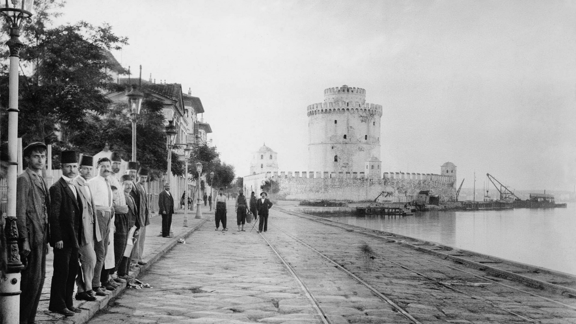 Red on White: the dark past of the White Tower of Thessaloniki