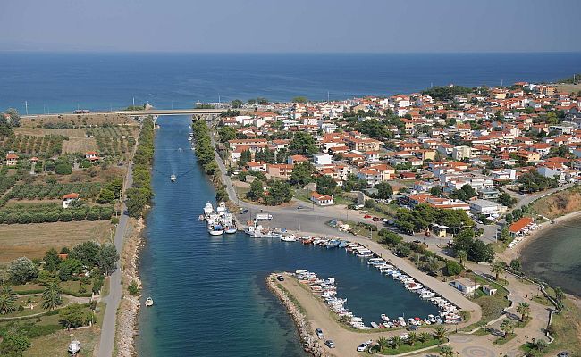 What to see in Kassandra during 1 day. Sights of Kassandra