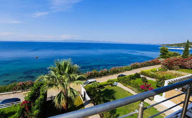 Top-5 villas for family holidays in Halkidiki