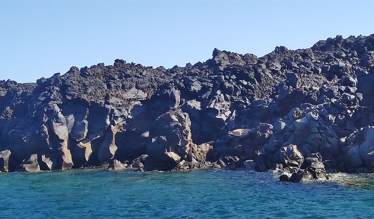 Nea Kameni Santorini