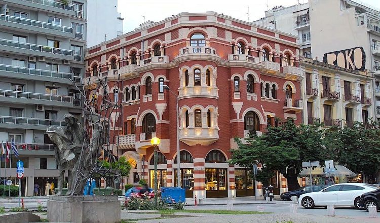A Logos mansion in the center of Thessaloniki once frightened citizens with its dark history