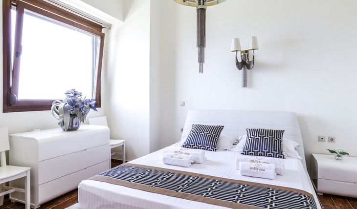 An example of a bedroom in one of the villas in Halkidiki