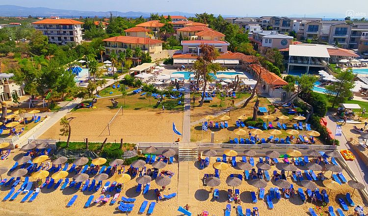 Luxury beach hotels near Nea Potidea