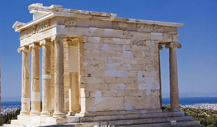 Храм Ники Аптерос, Акрополь