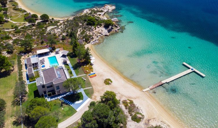 Luxury coastal villa